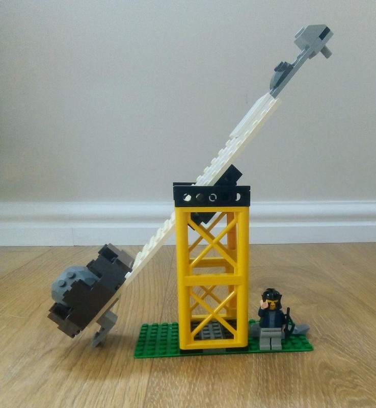 Lego Huge catapult!