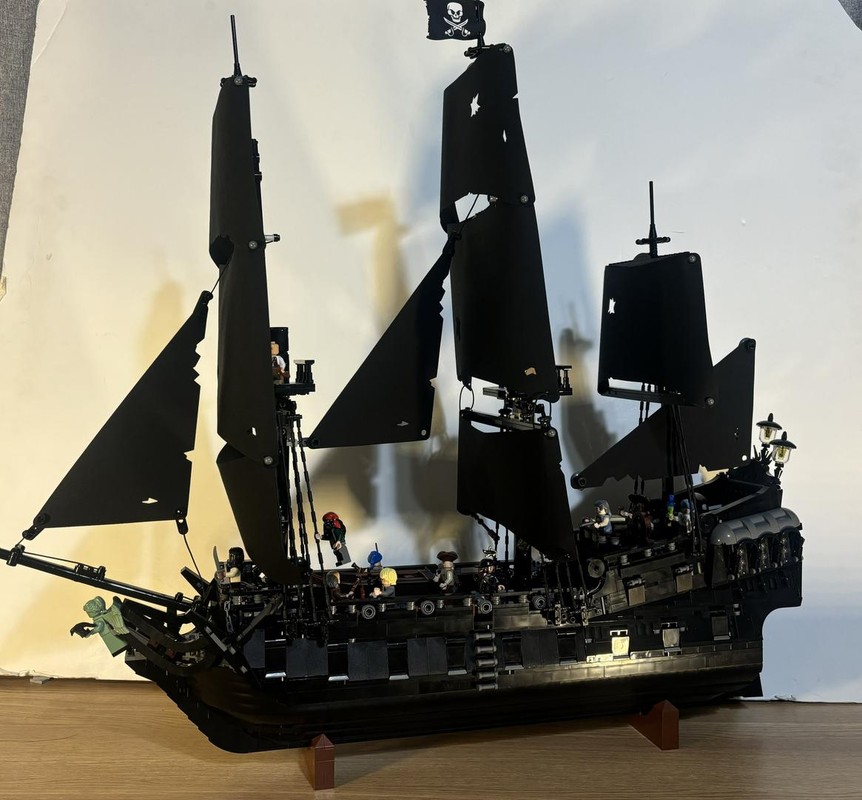 Lego Captain Jack Sparrow's Pirate Ship (The Black Pearl) MODIFICATIONS