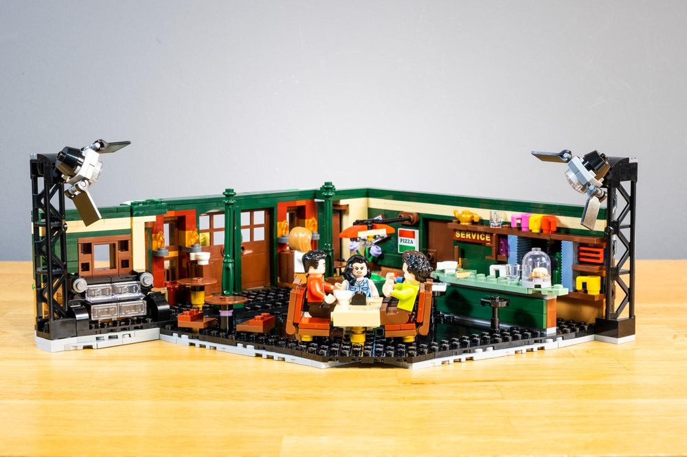 Lego King of Queens - Cooper's - 21319 - Alternate