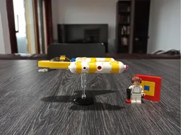 Microscale Y-wing