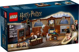 Hogwarts Castle: Charms Class