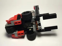 31100 - Forklift