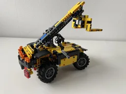 Telehandler (Jeep Wrangler 42122 MOC)