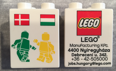 Lego Duplo, Brick 2 x 2 x 2 with LEGO Logo, Green and Yellow Minifigures, Danish and Hungarian Flag Pattern - LEGO Factory Hungary Promotional