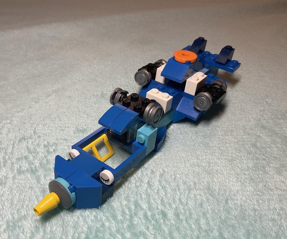 Lego Blue Creatives Space-Cruiser Ship.