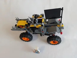 42119rock truck