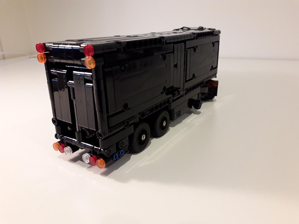 Lego Knight Rider trailer unit for Mini Mack Anthem