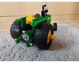 John Deere 5020