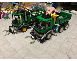 Studless 8479 A - Claw dump truck