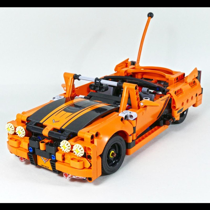 Lego Classic American Car - Lego Technic 42093 Alternate Build / H Model