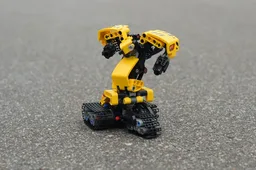 42121 - T-1 Battlefield Robot