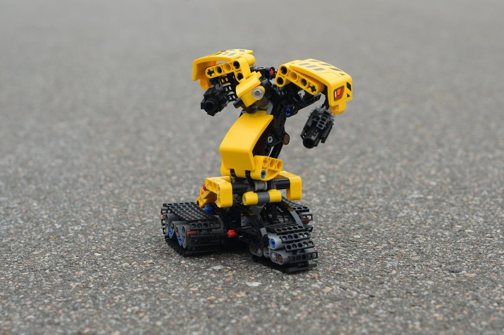 Lego 42121 - T-1 Battlefield Robot