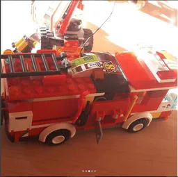 modded firetruck based on the 60107 ladder truck