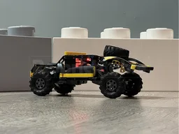 MINI TROPHY TRUCK