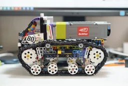 42065 B+ Crawler truck buwizz