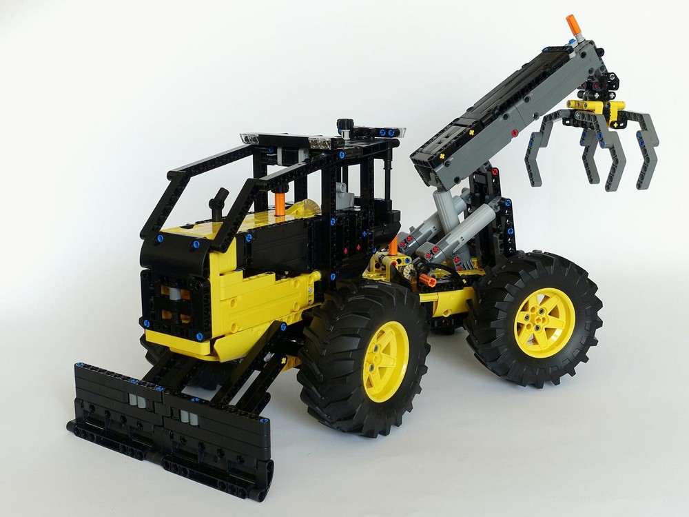 Lego 42081: Wheel Skidder