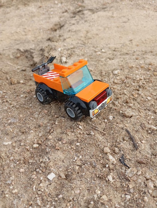 Lego Pickup truck 10750