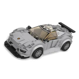 Porsche 918 Spyder in 8 Stud Wide Style