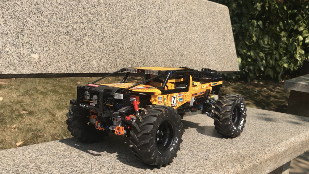 Lego 42099 b model truck rock crawler