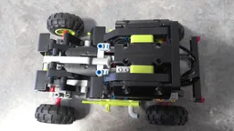 compact & stable RC chassis
