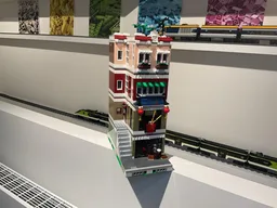 Downtown noodle shop modular