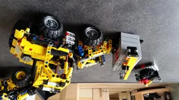 42122 - Compact Wheel Loader
