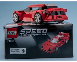 76934 Macchina Elegante