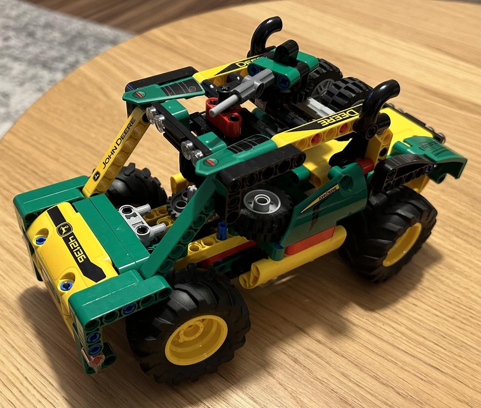 Lego Technic Military Truck