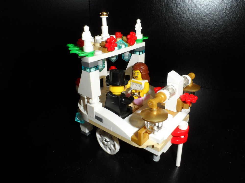 Lego Wedding Carriage 2018