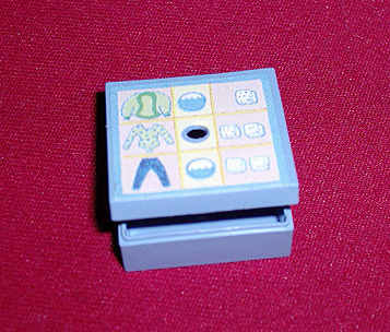 Lego Container, Box 3 1/2 x 3 1/2 x 1 1/3 with Hinged Lid with Laundry Instructions Pattern (Sticker) - Set 3202