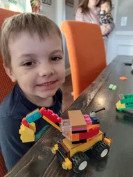 10717 Excavator