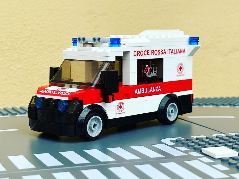 Lego Fiat Ducato Ambulanza Croce Rossa Italiana
