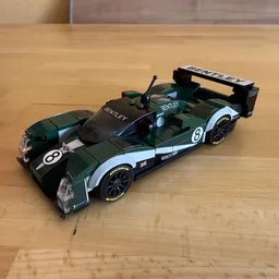 Bentley EXP Speed 8