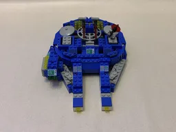 Robot Command Millennium Falcon