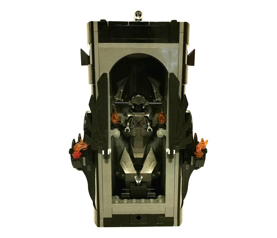 Lego Morgoth's statue (10333 Barad-dur extention)