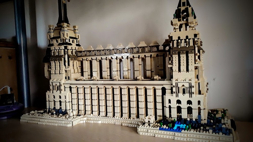 Lego The Monument of Cerdi Va