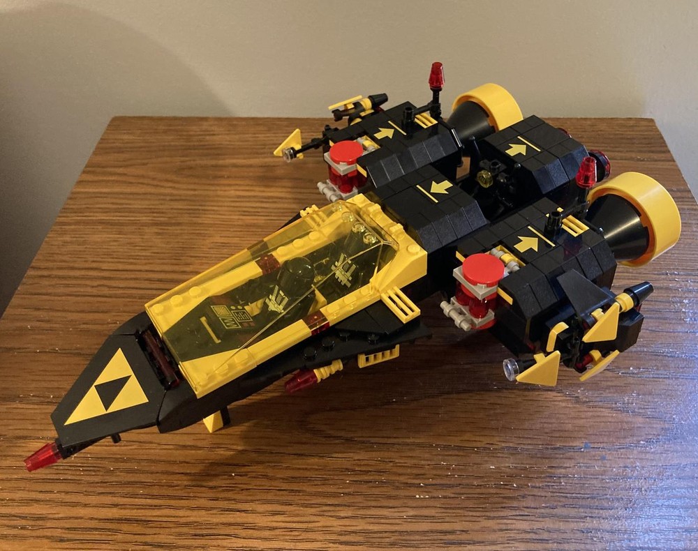 Lego Blacktron Alienator -Ship MOD