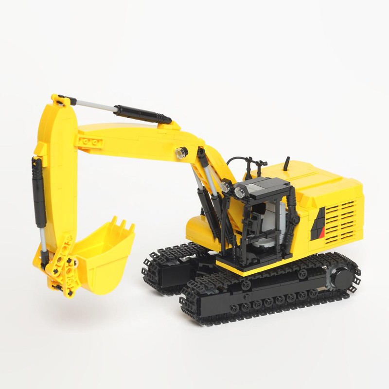 Lego Caterpillar 320 Excavator