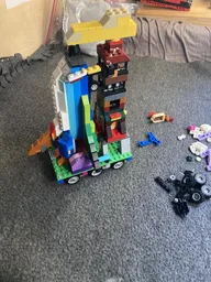 10696 Space Shuttle with Mobile Launch Platform