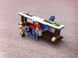 31063 Biplane and Workshop