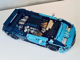Bugatti EB110 (42083 model B)