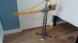 T-hammer crane