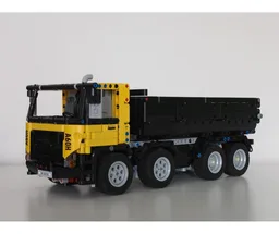 App-controlled 8x4 Dump Truck