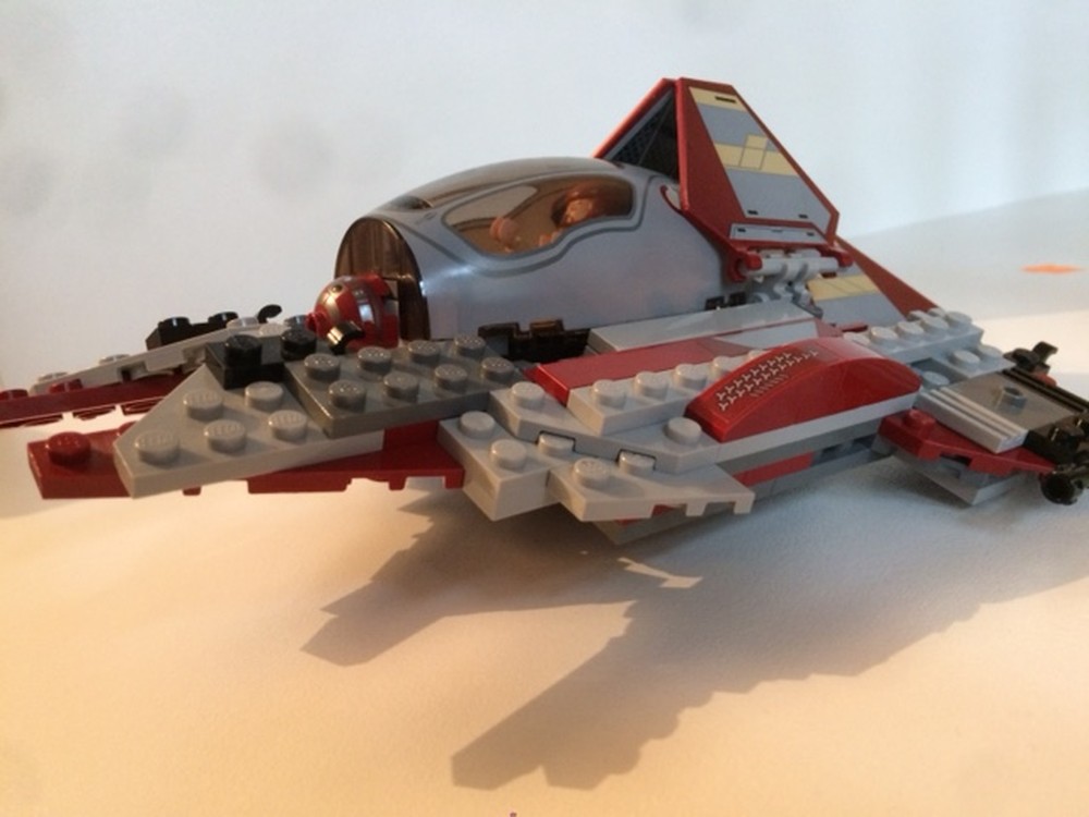 Lego Obi Wan's Jedi striker class interceptor