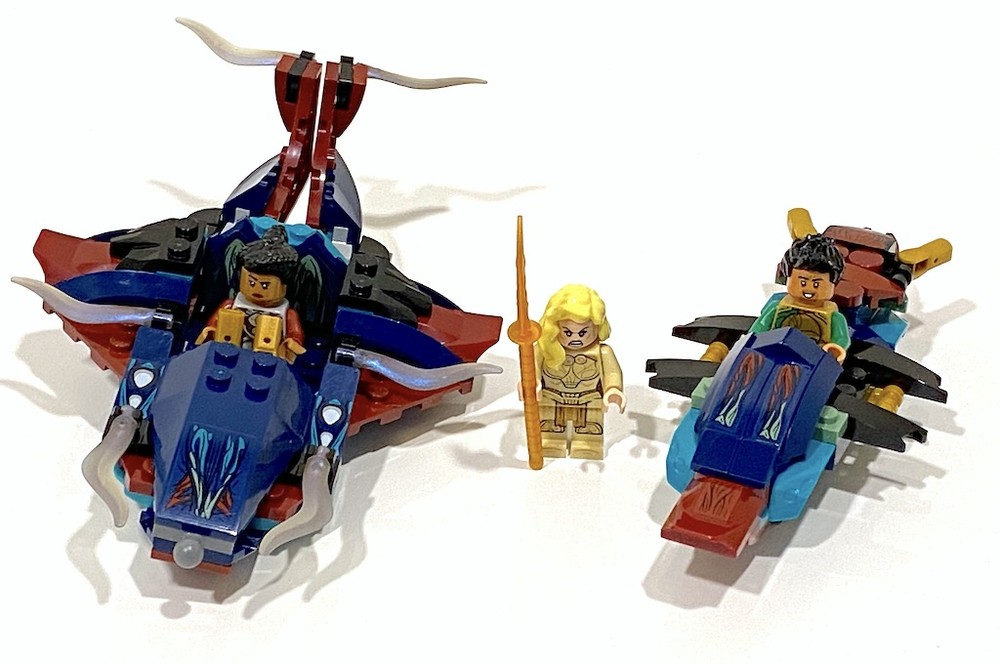 Lego 76154 Gilgamesh Scooter and Thena's Cruiser