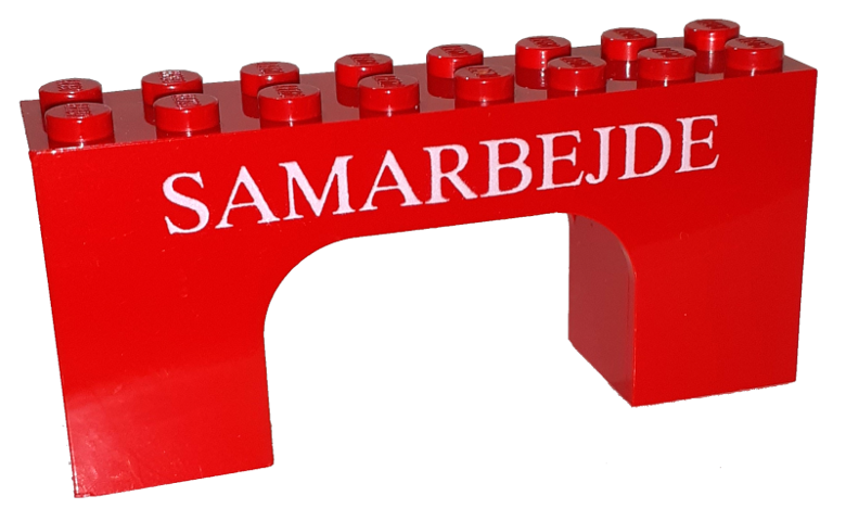 Lego Arch 2 x 8 x 3 with White 'SAMARBEJDE' Pattern