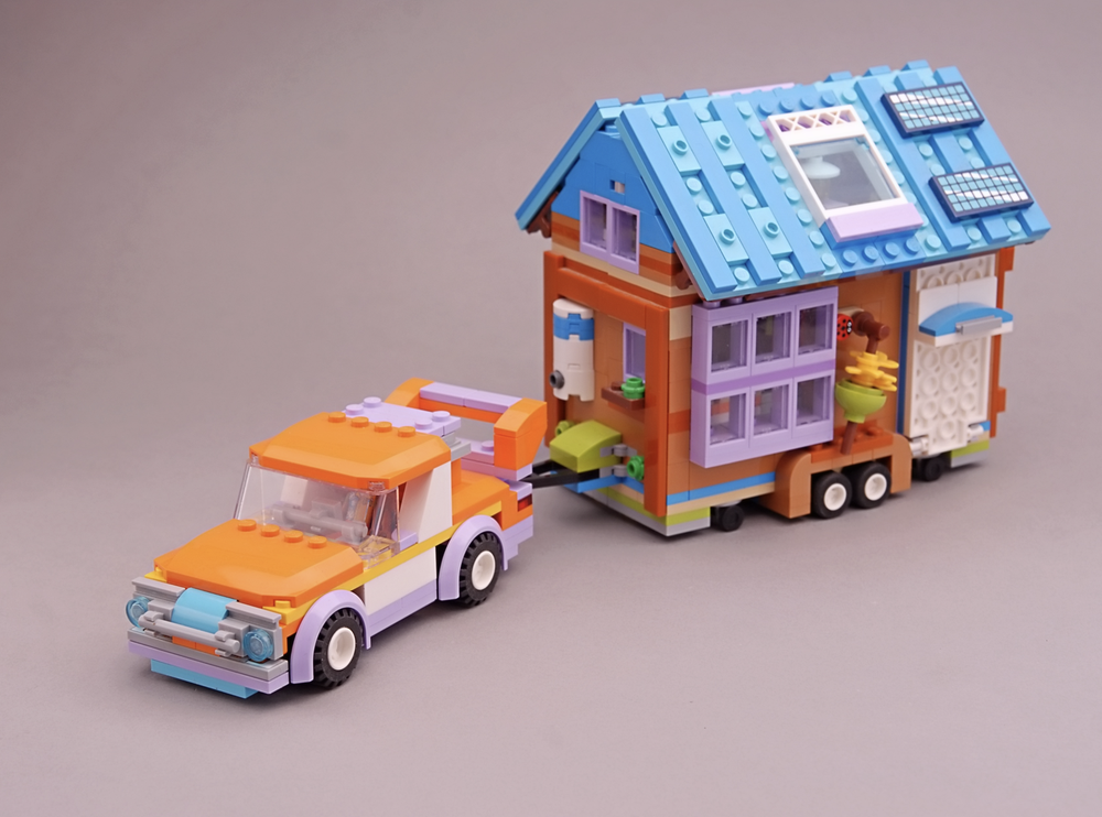 Lego 41735 Sportscar for towing the tiny house