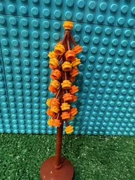 small Fall tree for a city or farm