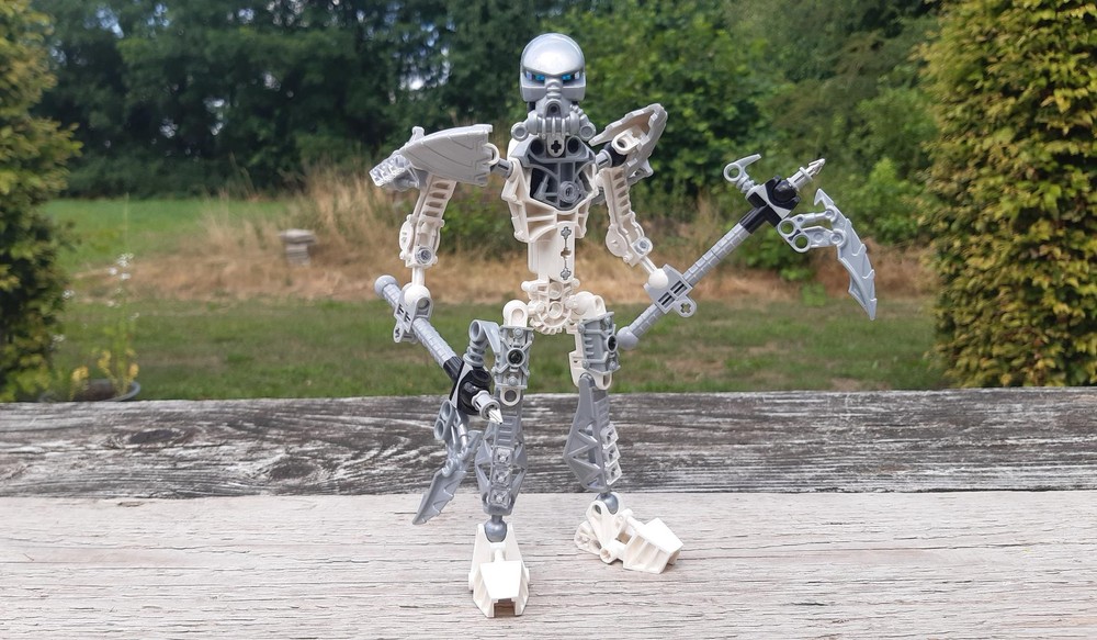 Lego Toa Mangai of Ice - Calix