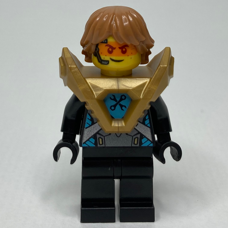 Lego Robin Underwood with Hair and Shoulder Armor